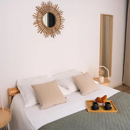 Apartment Stylish Family : T4 Avec Cour Au Coeur De Pau